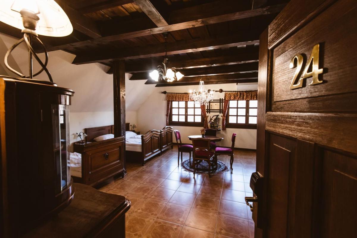 Hotel Strk Murska Sobota Buitenkant foto