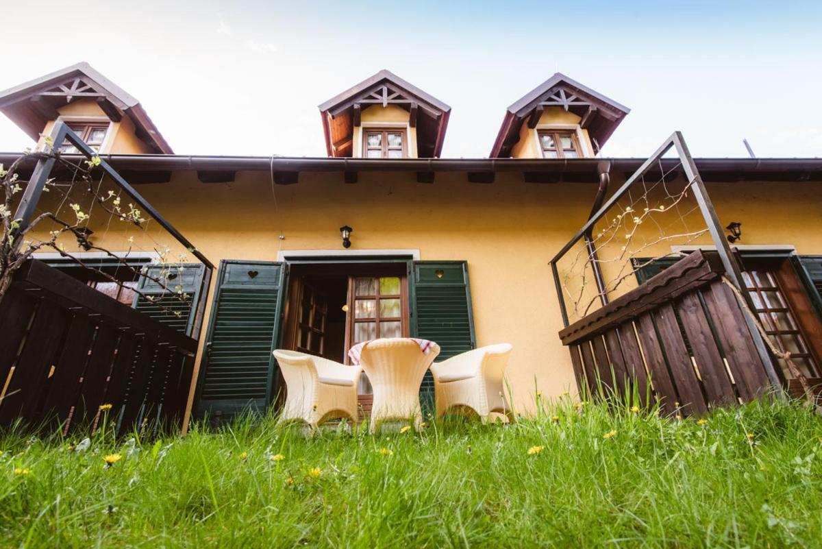 Hotel Strk Murska Sobota Buitenkant foto